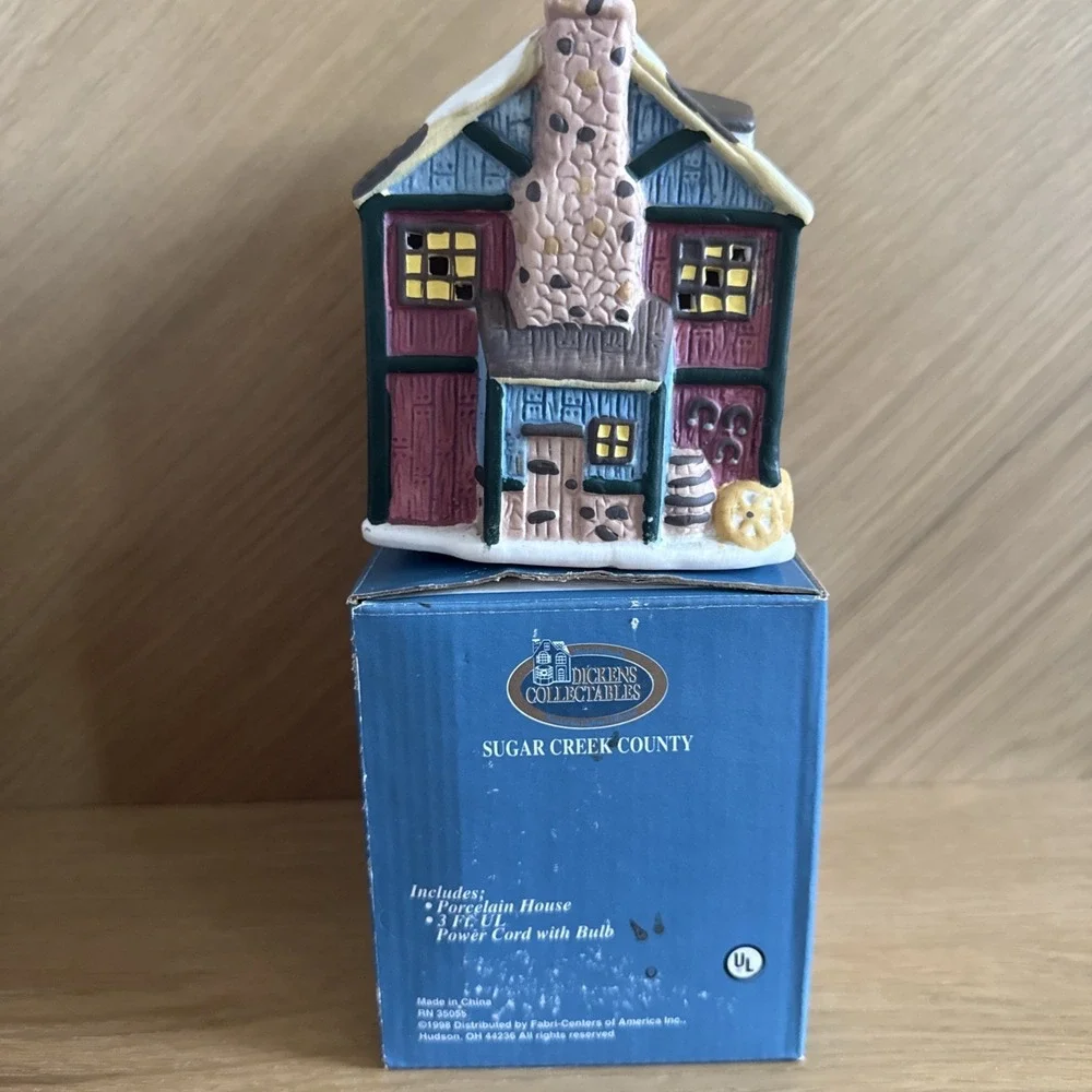 Sugar Creek County Lighted Blacksmith 1995 number 439-3161 No Cord Or Light